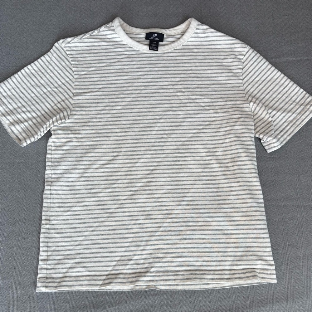 Small - Cropped - H&M Striped Shirt